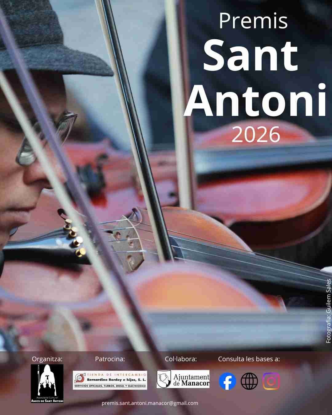 Cartel oficial de los Premios Sant Antoni Manacor 2026 categorías fachadas y escaparates