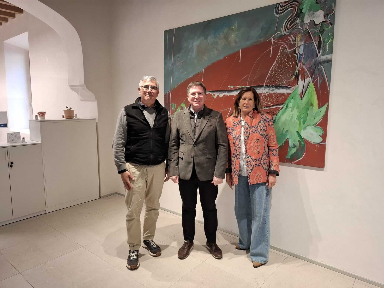 Representantes del Consell de Mallorca en una reunión de trabajo con miembros del Colegio Oficial de Guías Turísticos