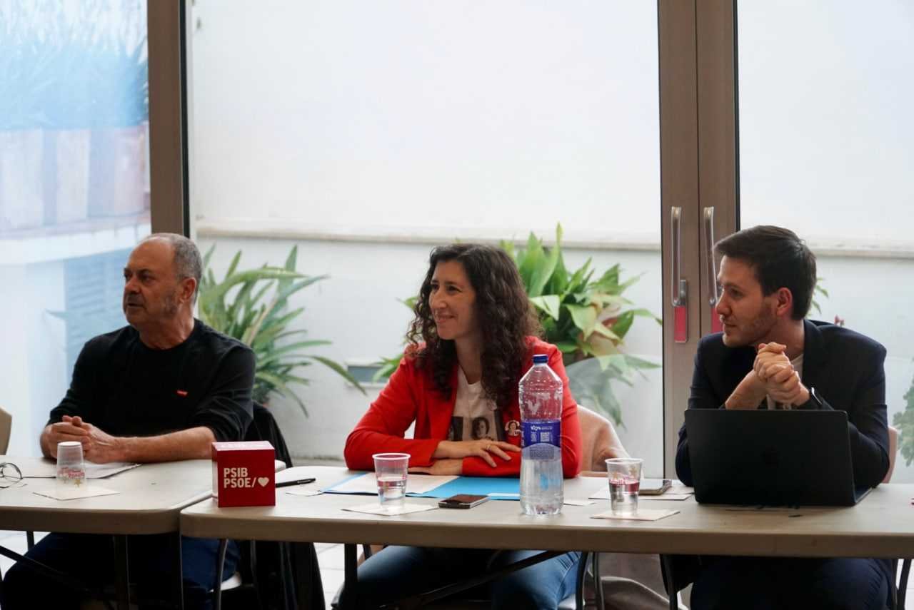Amanda Fernàndez, secretaria general de la FSM, durante la reunión de la ejecutiva en Pollença