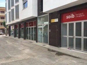 Fachada exterior de la oficina del SOIB en Manacor