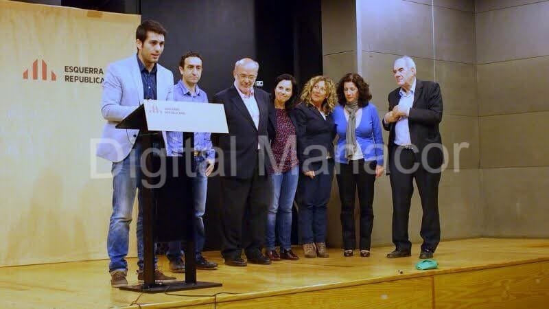 El político Pere Sánchez ejerciendo como presentador y conductor de un mitin de ERC en Palma en 2014 junto a Josep Maria Terricabras, Miquel Àngel Sureda, Teresa Sastre, Margalida Miquel, Adelina Gutiérrez y Ernest Maragall