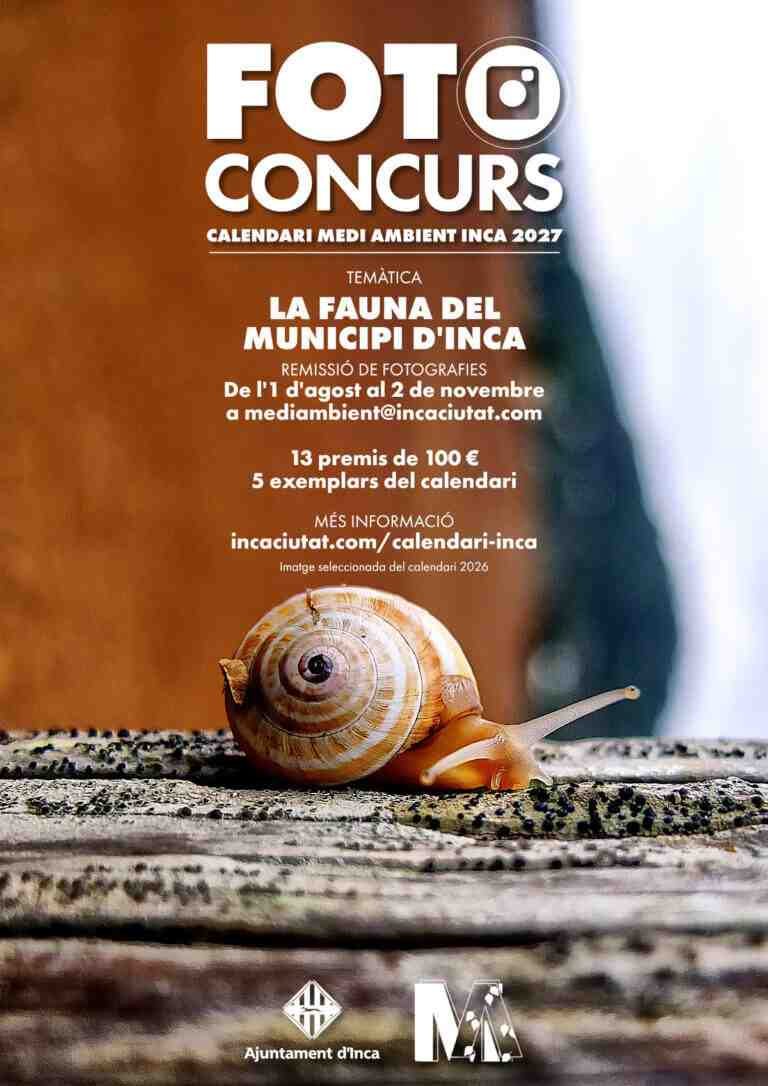 Cartel del concurso de fotografía del calendario de Inca con un caracol sobre madera