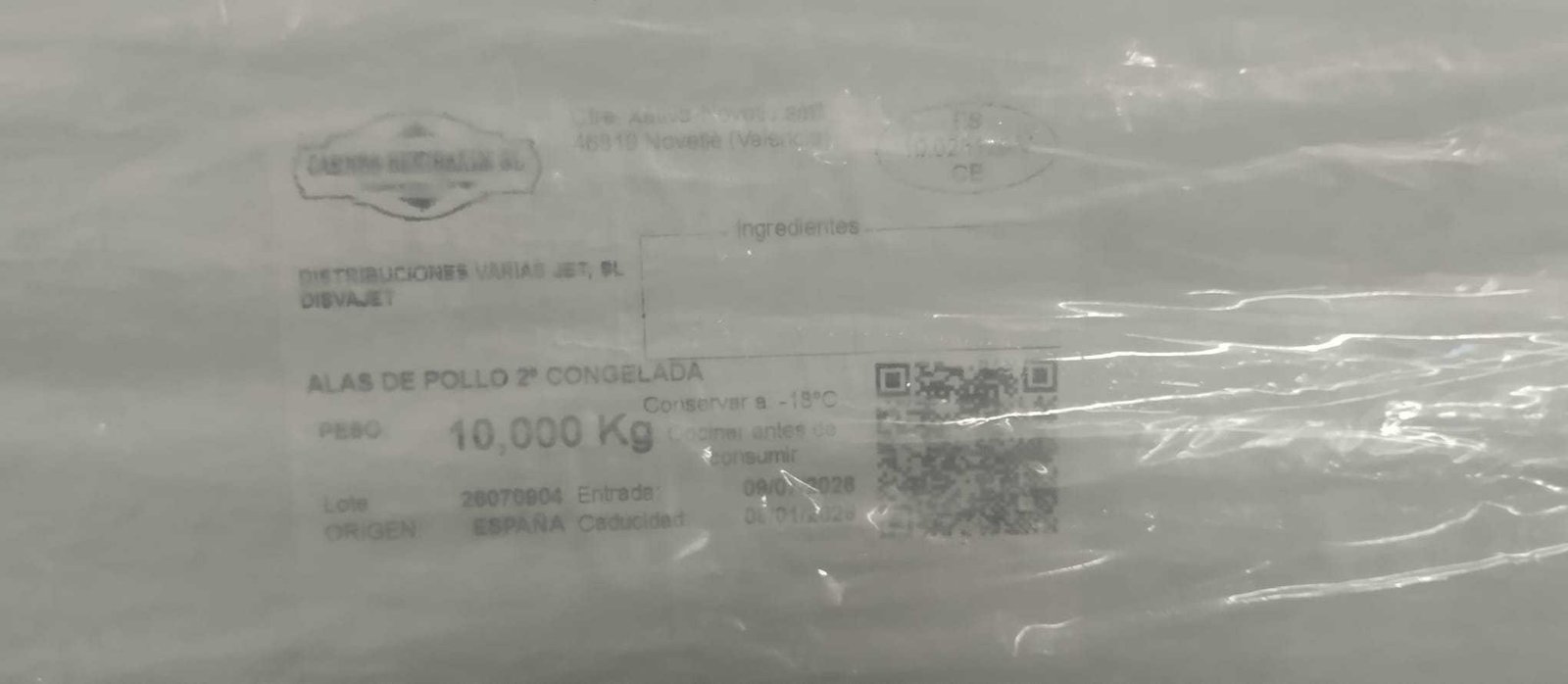 Etiqueta de empaquetado de alas de pollo congeladas intervenidas en el puerto