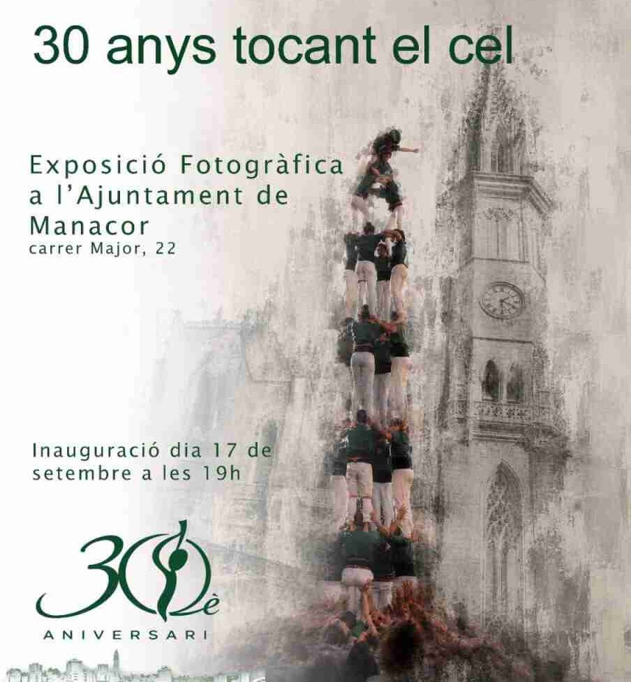 Cartel de la exposición fotográfica 30 anys tocant el cel dels Al·lots de Llevant